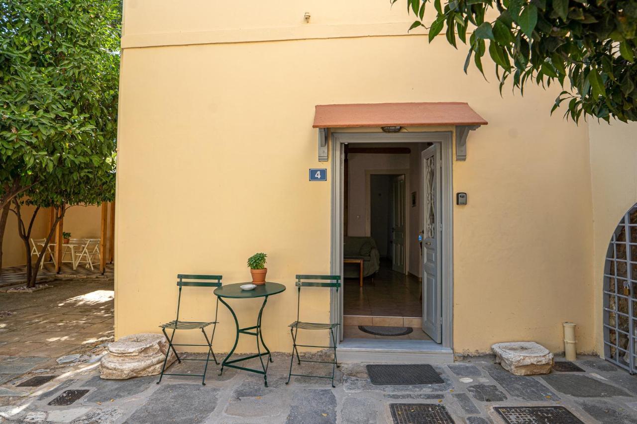 A Painter's House In Plaka Appartement *